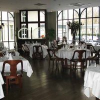 Aletti Palace, l'extérieur du restaurant La Véranda. A droite la Villa Strauss
