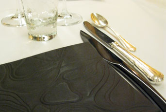 Sobre élégance de la table chez Jacques Barnachon restaurant_jacques_barnachon