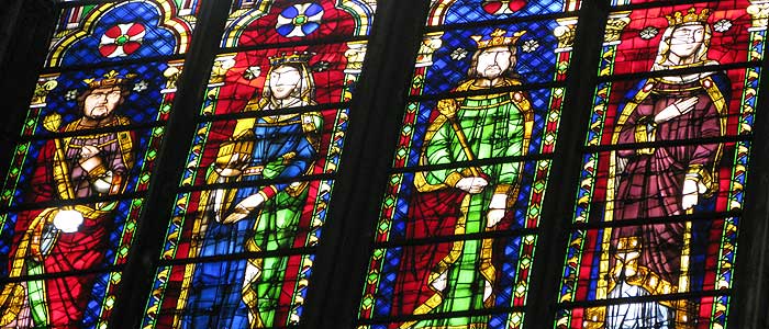 vitraux XIXe de la basilique Saint-Denis saint denis 4