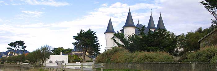 Le Château des Tourelles - hôtel baie de La Baule - Pornichet chat tourelles