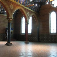 Château de Blois – la salle des États a été construite par de Blois Thibaut VI en 1214 (datation précise établie grâce au procédé de dendrochronologie – source Wikipédia).