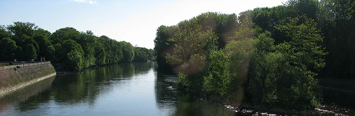 Chenonceau - vue sur le Cher depuis La Librairie chenonceau