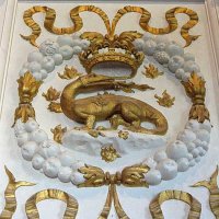 Chenonceau - Le Salon Louis XIV - cheminée - La Salamandre, référence à François 1er