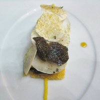 Emincé de champignons, truffes et lamelles de foie gras