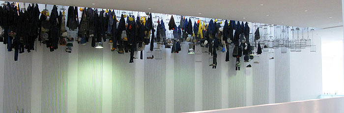 Benjamin Bergmann - Tief unten Tag Hell - Pinakothek der Moderne benjamin bergmann