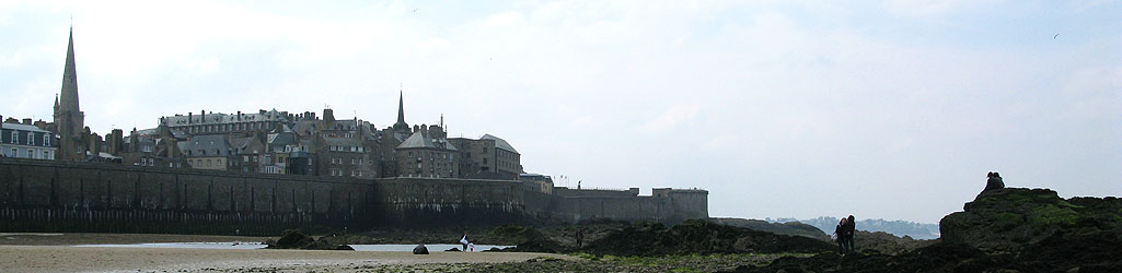intramuros.jpg