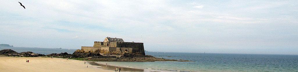 st_malo_fort.jpg