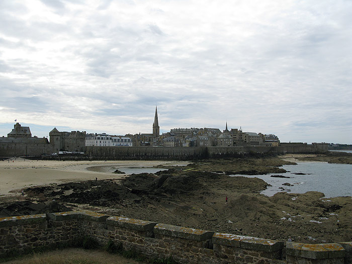 Saint-Malo Intra-Muros vue du Fort National st malo